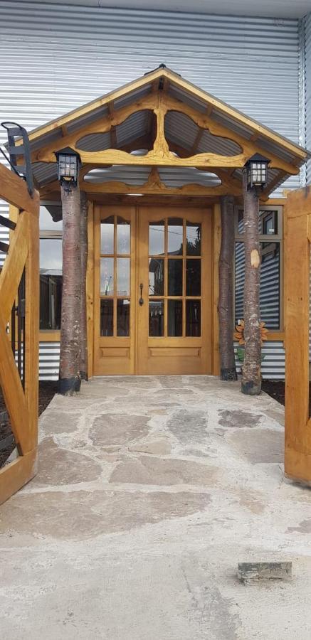 Hostal Lago Condor Puerto Natales Bagian luar foto